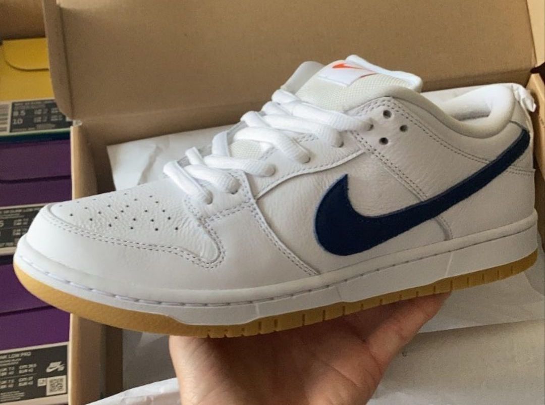 nike sb dunk low orange label white