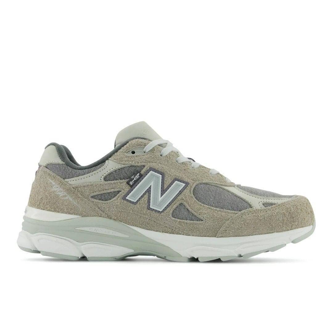 new balance x levi's 990v3