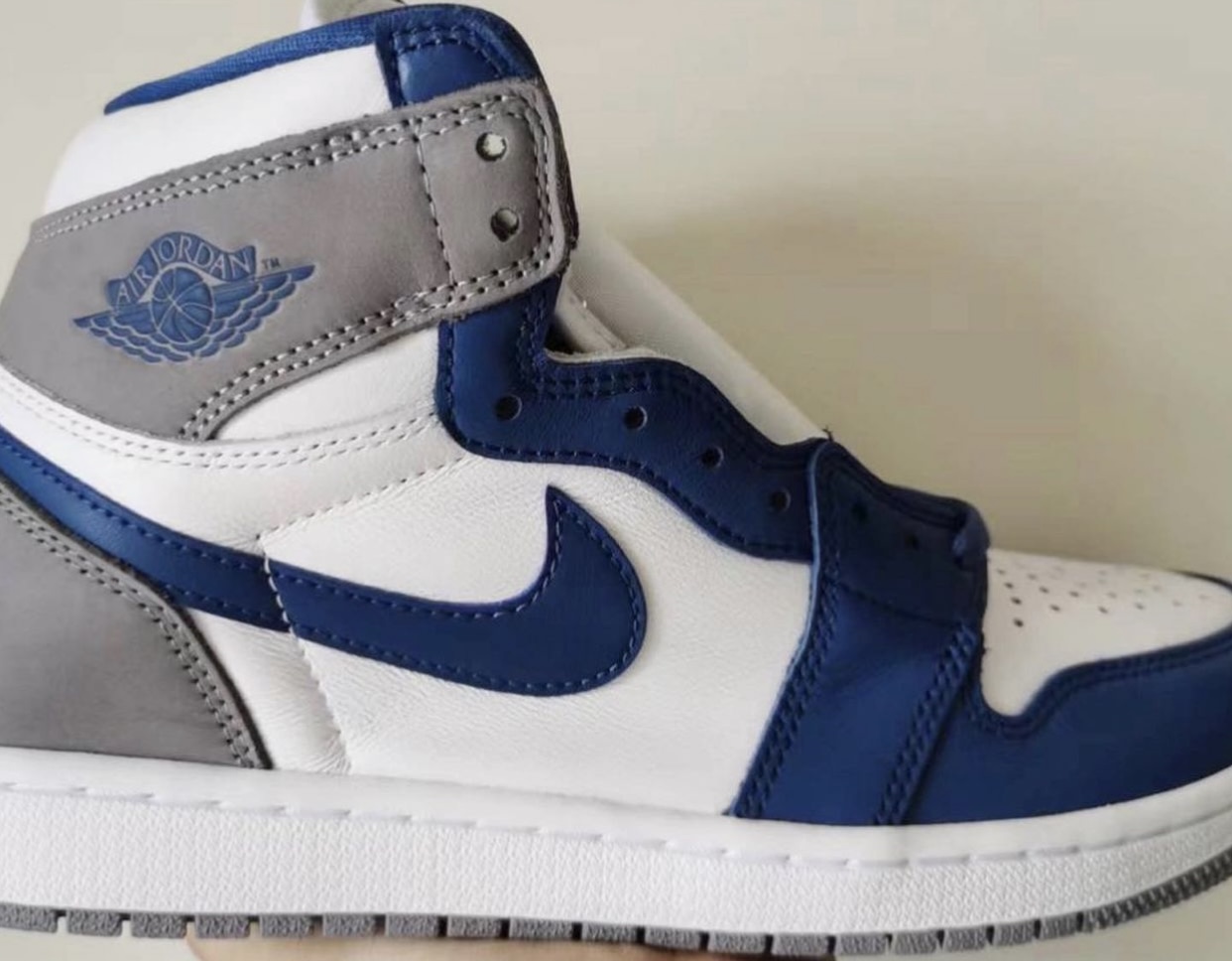 エアジョーダン1 AIR JORDAN 1 TRUE BLUE トゥルーブルー | www.ofa.sg