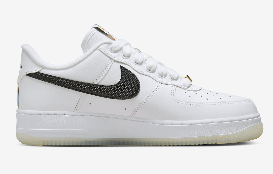 nike air force 1 white metallic