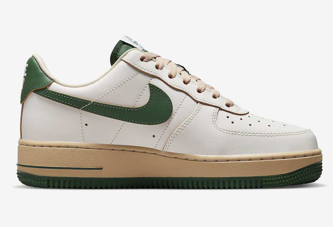 the 10 air force 1 low
